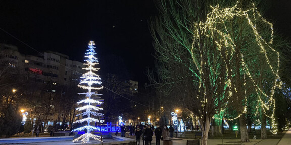 Constanța – Peste 1 milion de euro pentru iluminatul festiv din 2021 / Anul trecut nu s-au alocat bani din cauza pandemiei