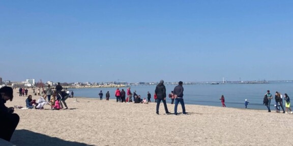Lucian Bode,  declarații despre purtarea măștii de protecție la mare și la munte