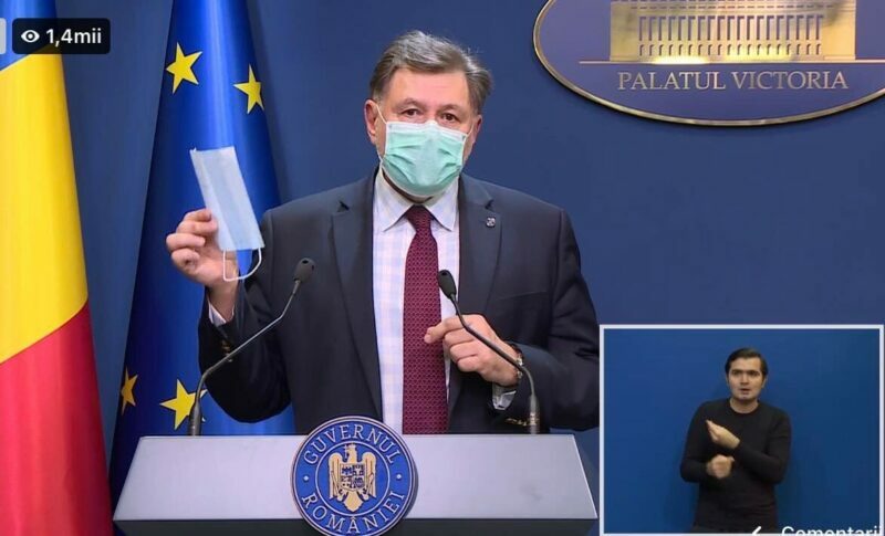 Rafila: Nu există niciun fel de impunere a utilizării unor măşti scumpe / Este vorba de renunțarea la măştile textile, care sunt foarte puţin eficiente sau ineficiente