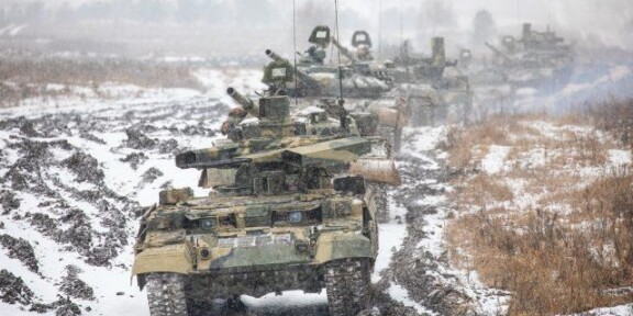Ucraina avertizează că Rusia „aproape a finalizat” pregătirea pentru ofensivă / Rachetele Iskander amplasate la graniță ar putea lovi direct Kievul