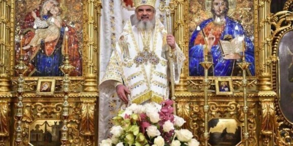 Patriarhia Română: Preoții și măicuțele nu primesc servicii de sănătate gratuite. Au plătit mereu contribuții