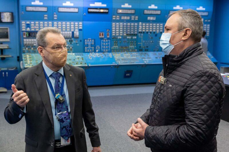 Premierul Nicolae Ciucă a vizitat centrala nucleară de la Cernavodă: Sprijinim accelerarea proiectelor de implementare a reactoarelor nucleare modulare de mici dimensiuni SMR