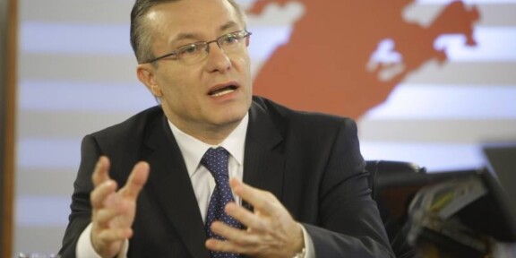 G4media: Cristian Diaconescu l-a invitat pe George Simion la ședința cu liderii de filiale / Simion le-a propus ca PMP să facă o alianță sau o fuziune cu AUR