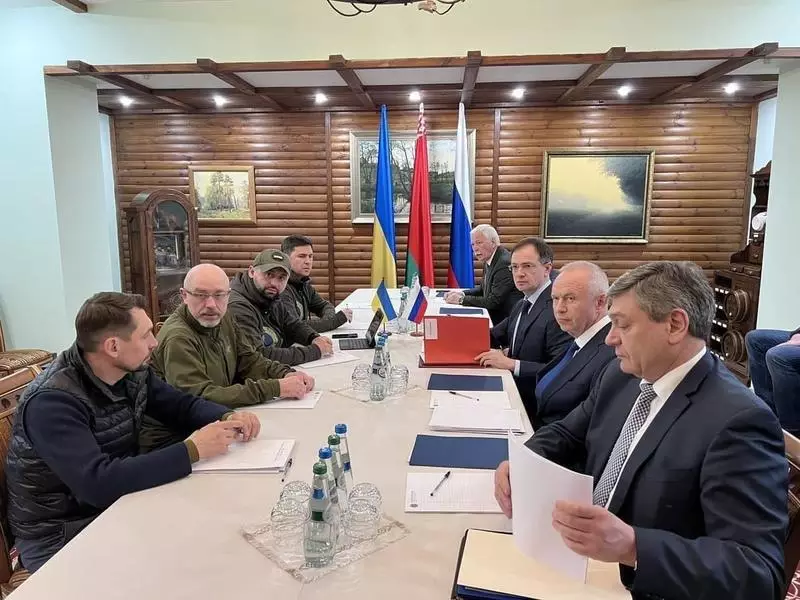 S-a încheiat a treia rundă de negocieri între Rusia și Ucraina. Cele două părți spun că acestea vor continua