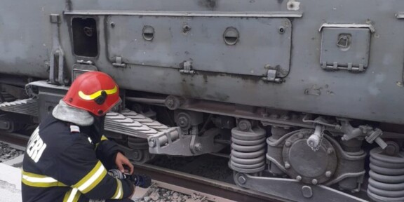 Un incendiu a izbucnit la o locomotivă în Gara Constanța