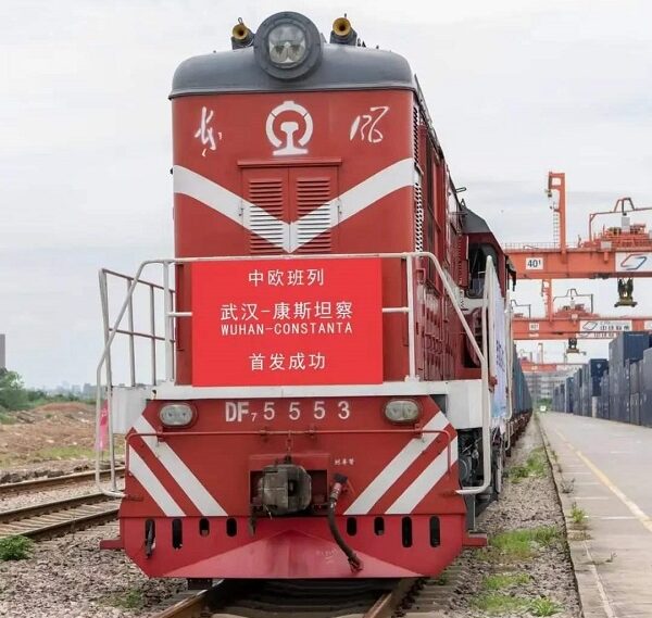 Primul tren pe ruta China – România a plecat spre…Constanța!