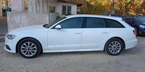 Autoturism în valoare de 100.000 lei, căutat de autoritățile din Germania, descoperit de poliţiştii de frontieră