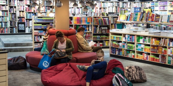 Să aducem țara în librării, dacă vrem să ne crească PIB-ul…