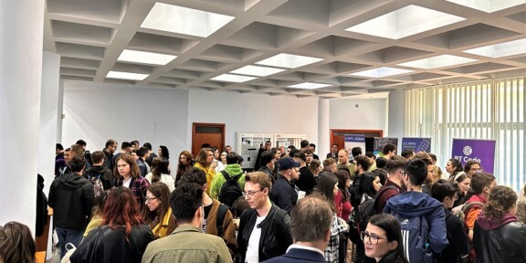 Universitatea Ovidius: Peste 200 de studenți au participat la Târgul de cariere FMI 2023