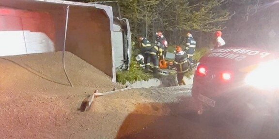 Accident grav pe DN2A între un tir și un autoturism: Șoferul camionului a murit / Ce spune poliția despre evenimentul rutier