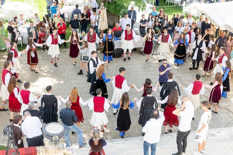 23 Mai – Ziua Naţională a Armânilor