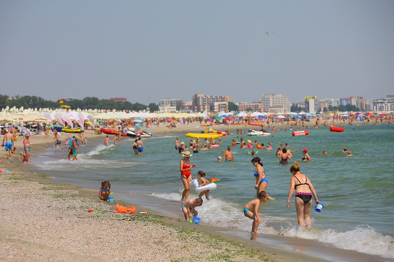 ȘOCANT. Bărbat găsit mort în recepția unei baze sportive din Mamaia / Ce au descoperit oamenii legii