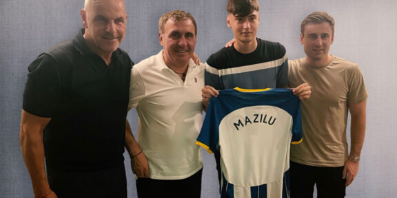 OFICIAL: Adrian Mazilu a ajuns la în Anglia, la Brighton, echipa de pe locul 6 din Premier League
