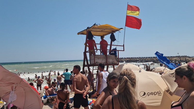 steag rosu salvamar eforie nord litoral