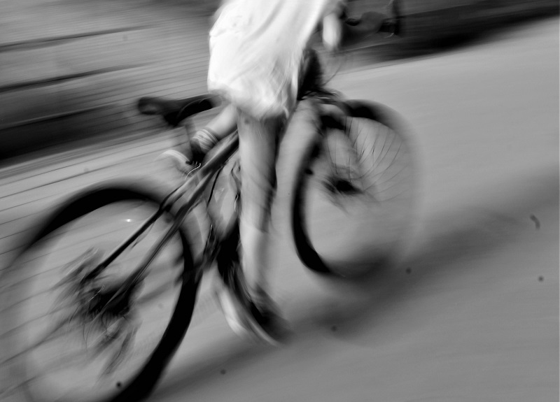 Accident în Mangalia: Tamponare între trotinetă electrică și o bicicletă