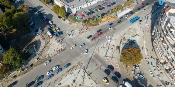 ATENȚIE, ȘOFERI! Semaforizarea va fi întreruptă în intersecția de la ICIL pentru câteva zile