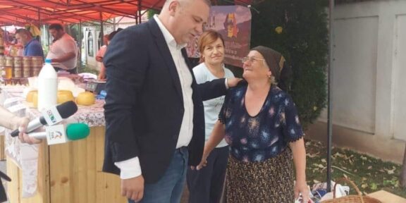 Ministrul Agriculturii: Importurile de cereale din Ucraina şi Republica Moldova vor fi permise doar fermierilor şi procesatorilor români
