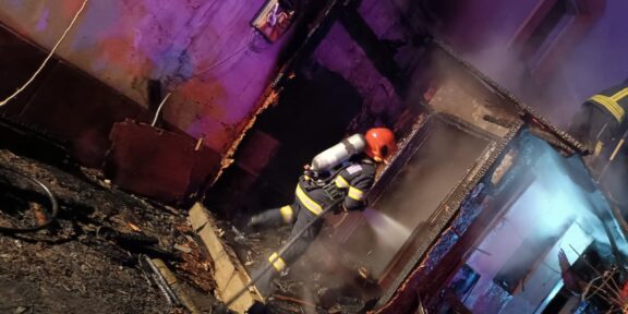 JUDEŢUL CONSTANŢA. Un bărbat a murit după ce casa i-a fost cuprinsă de flăcări