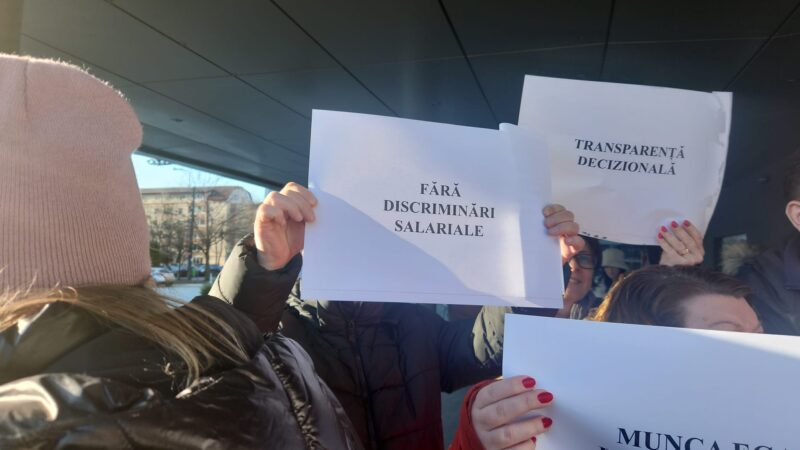 Bogdan Hossu, Cartel Alfa: Vrei voucher de vacanţă de 1.600 de lei, trebuie să contribui cu 800 de lei. Noi am anunţat proteste