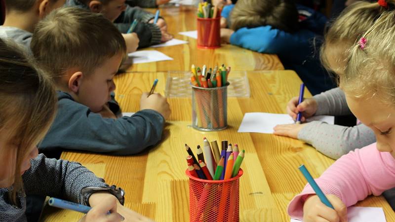 Încep înscrierile la grădiniţă și creşă, pentru anul şcolar 2025-2026