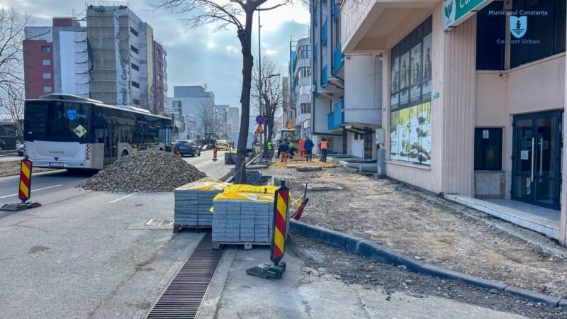 Se reamenajează zona pietonală de pe bulevardul Mamaia, între străzile Soveja și Zorelelor și strada Turda