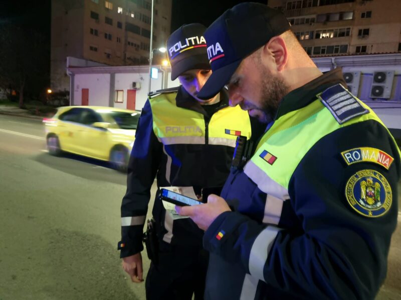 Aplicaţia eDAC, operaţională din 31 martie. Polițiștii constănţeni au legitimat, prin intermediul acestei aplicații, aproximativ 600 de persoane