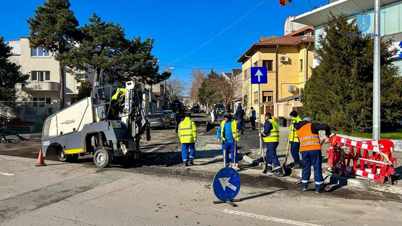 CONSTANȚA. Restricții totale de trafic pe strada Dumbrava Roșie pentru lucrări de asfaltare
