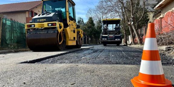 Primăria Constanța: Continuă procesul de reabilitare a carosabilului pe strada Micșunelelor