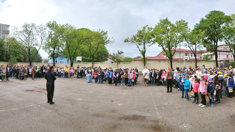 CONSTANȚA. Exercițiu de evacuare în caz de cutremur la Școala nr.12 „Bogdan Petriceicu Hașdeu”