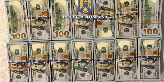Doi bărbați au fost reținuți pentru înșelăciune și șantaj. S-au dat drept ingineri și au făcut lucrări de mântuială