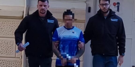CONSTANȚA. Bărbat arestat după ce a fost prins în flagrant de polițiști în timp ce încerca să fure un generator