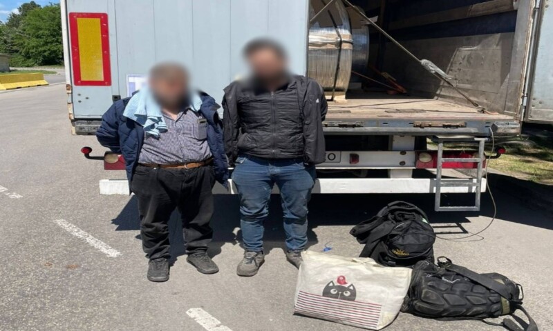 Doi sirieni prinşi în timp ce încercau să treacă ilegal frontiera prin Punctul de Trecere Negru Vodă