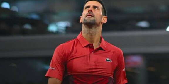 Novak Djokovici s-a retras de la Roland Garros din cauza unei accidentări