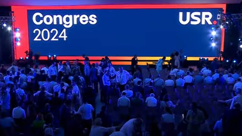 Congres USR pentru votarea candidatului la alegerile prezidențiale. Lasconi: „Mă uit la voi și simt speranță. Speranța că anul acesta, împreună vom putea salva democrația”