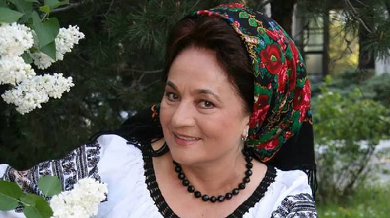Interpreta de muzică populară Laura Lavric, acuzată că ar fi lovit cu palma un alt solist la o nuntă: „A fost obraznic” – artista s-a ales cu dosar penal