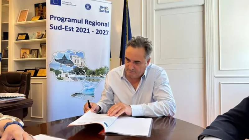 A fost semnat contractul de finanțare pentru reabilitarea și modernizarea Palatului Administrativ Constanța