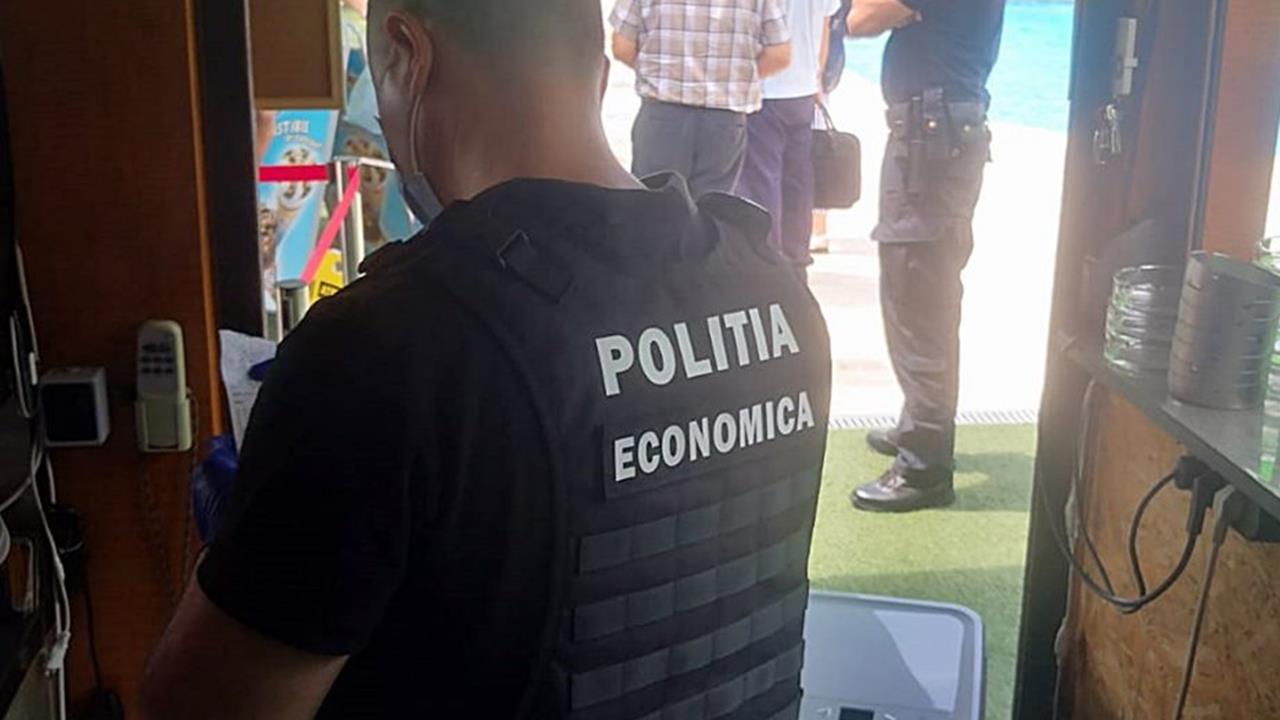 Controale la agenți economici din Mamaia, Venus și Saturn. Polițiștii au dat amenzi în valoare totală de peste 43.000 de lei