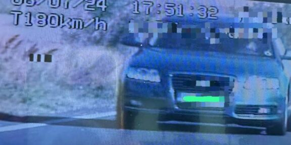 Acțiune a polițiștilor, în Constanța. Un șofer a fost prins circulând cu 180 de km/h: avea și cu ITP-ul expirat – zeci de amenzi date și 9 permise reținute