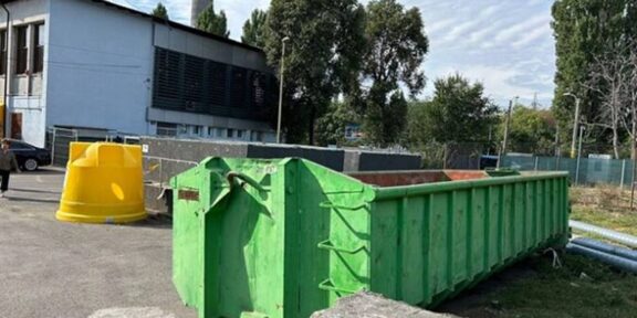 CONSTANȚA. Unde sunt amplasate, săptămâna aceasta, benele pentru deșeuri voluminoase. Polaris: „Este interzisă abandonarea pe domeniul public sau privat”