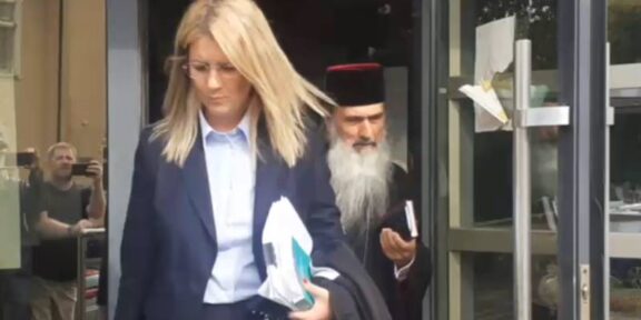 ÎPS Teodosie, la Curtea de Apel Constanța, în dosarul în care este judecat pentru cumpărare de influență. Avocații: „Este halucinant să auzi procurorul cum spune: Nu există originalul înregistrărilor audio-video”