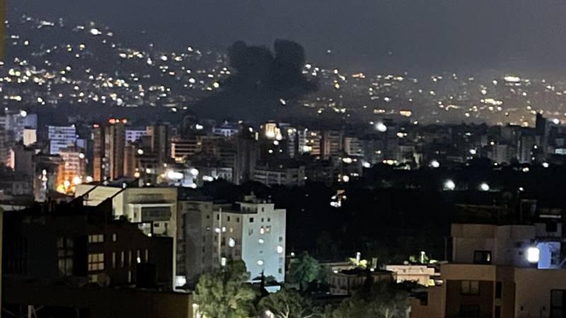 Explozii puternice în sudul Beirutului. Un lider al Hamas a fost ucis într-un atac vizând o tabără de refugiaț