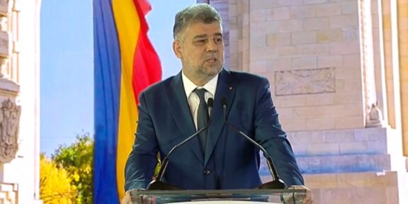 Ciolacu şi-a lansat oficial candidatura pentru alegerile prezidenţiale. „Am pregătit un plan pentru România. Ţara nu va fi atrasă în niciun război, nu ne dorim vecini noi la graniţa de est”