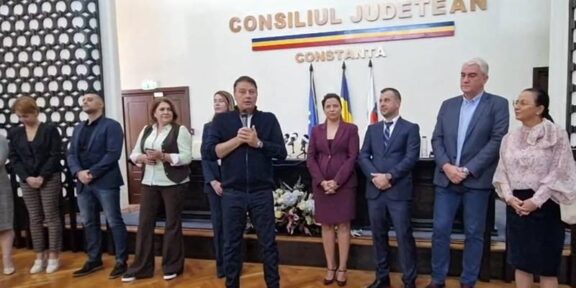 Președintele Consiliului Județean Constanța, Florin Mitroi, și-a prezentat echipa de directori și consilieri