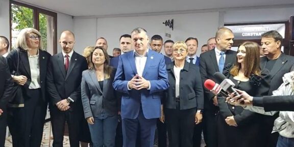 PNL Constanța a depus lista de candidați pentru alegerile parlamentare. Bogdan Huțucă: „Printr-o prezență majoră la vot ne asigurăm că drumul pe care merge Constanța este unul corect”