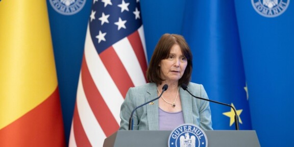 1.000 de zile de război în Ucraina. Ambasadorul SUA: România a dat dovadă de un adevărat leadership în sprijinul Ucrainei!