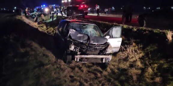 Imagini de groază pe o şosea din judeţul Constanţa. S-au luat la întrecere cu căruţele şi una dintre ele a fost lovită de o maşină – doi bărbaţi au murit