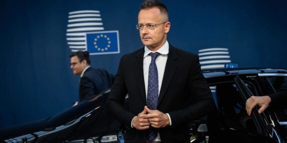 UE reînnoieşte sancţiunile împotriva Rusiei după ce Ungaria a renunţat la blocarea deciziei