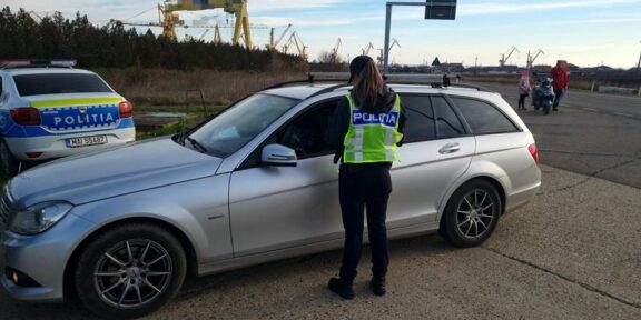 Acțiunea Blocada în Mangalia: au fost legitimate 72 de persoane și verificate 60 de vehicule – amenzi de 7.000 de lei
