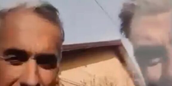 Călin Georgescu apare lângă bărbatul trimis în judecată pentru antisemitism și xenofobie pe Facebook: „Hrană, apă, energie. Va veni momentul când vom avea o ţară a noastră”