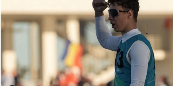 Constănţean de 16 ani, mândria României! Matei, campionul care și-a urmat visul și a cucerit lumea: a primit premiul TotalSUP Awards pentru Juniorul Anului! „S-a scris istorie!”